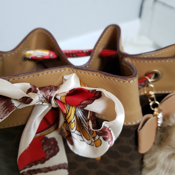 Authentic Vintage Celine drawstring bucket bag - Picture 12 of 16